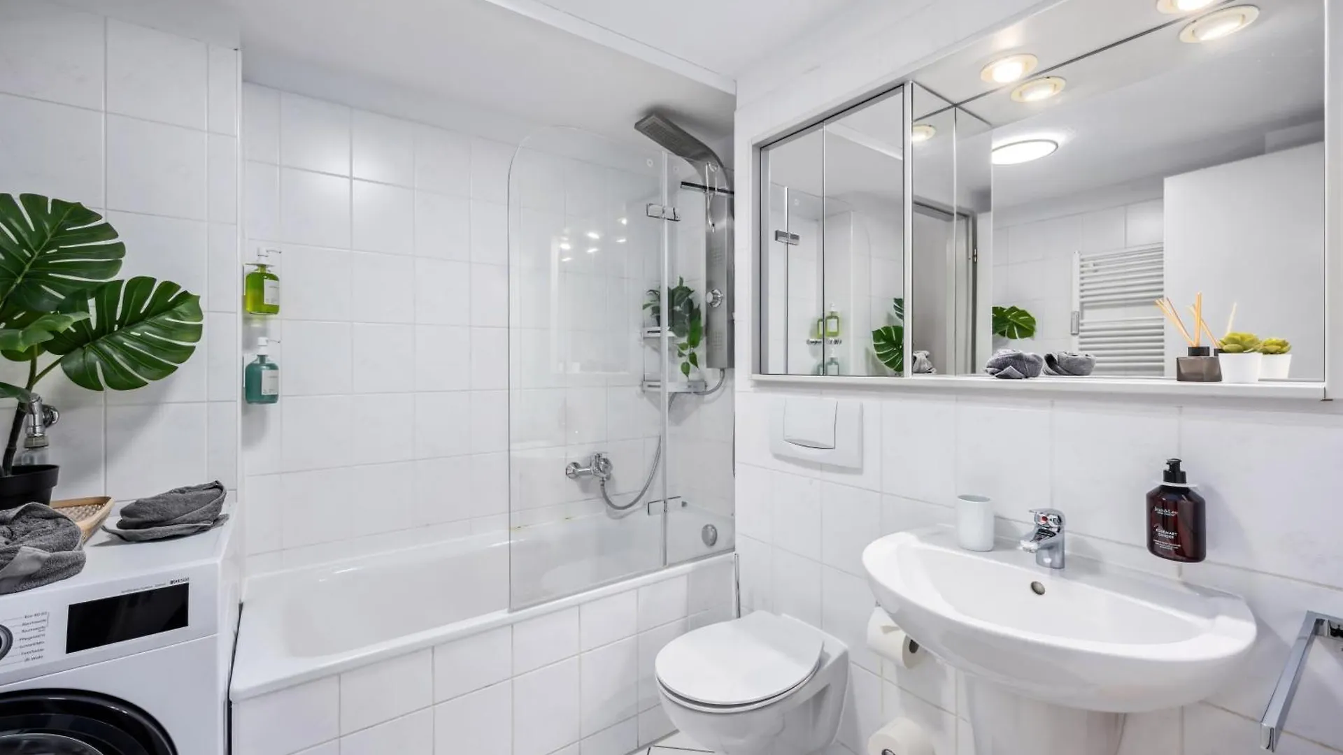 Traber Apartments 1 Sz Balkon Parkplatz & Sehr Ruhig Leipzig